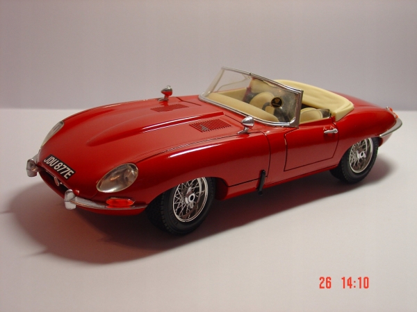 Hvid Bburago Bbu : Jaguar Xkr 21063w 02696 - Bburago Fjernstyret  - 4893993002696